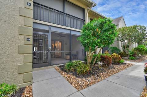 12521 Kelly Sands Way 29, Fort Myers FL - photo 6 of 48