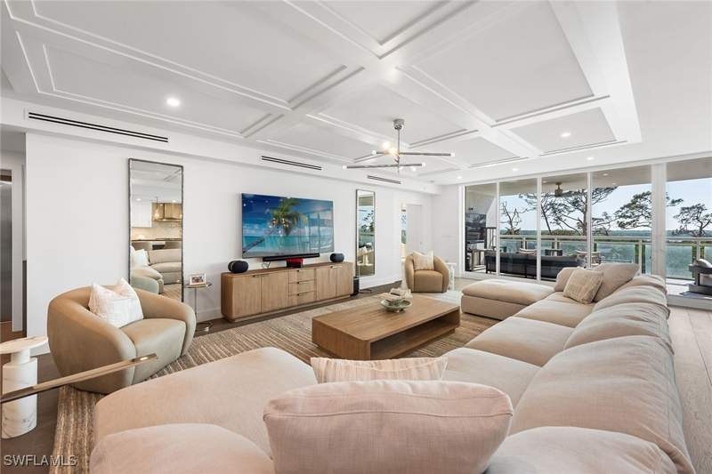 4 bedroom Condominium at 13945 Old Coast Rd 406, Kalea Bay Tower 400, Naples — photo 3