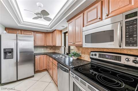 26225 Hickory Blvd 7D, Bonita Springs FL - photo 6 of 35