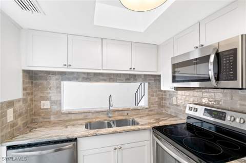 3340 New South Province Blvd 3, Fort Myers FL - photo 9 of 45