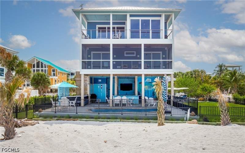 4 bedroom SingleFamilyResidence at 4620 Oro Pesos Ln, Jose'S Hideaway, Upper Captiva — photo 2
