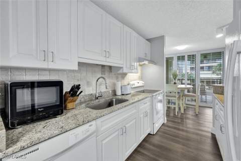 730 S Collier Blvd 106, Marco Island FL - photo 8 of 25