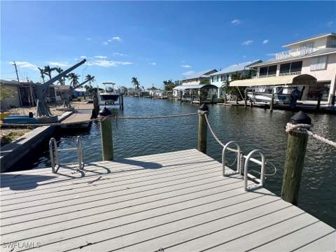 11476 May St, Matlacha FL - photo 7 of 43