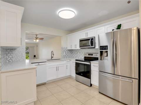744 Landover Cir 101, Naples FL - photo 8 of 24