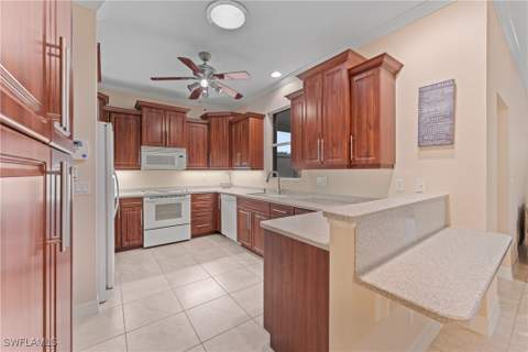624 Falls Ln, Lehigh Acres FL - photo 17 of 39