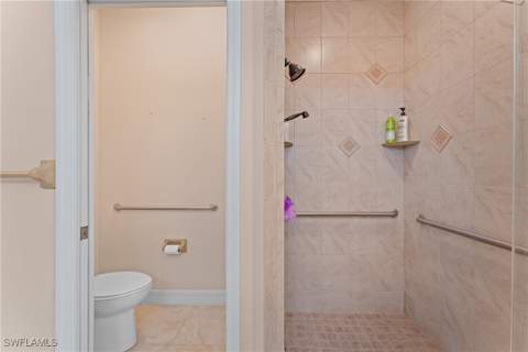 624 Falls Ln, Lehigh Acres FL - photo 24 of 39