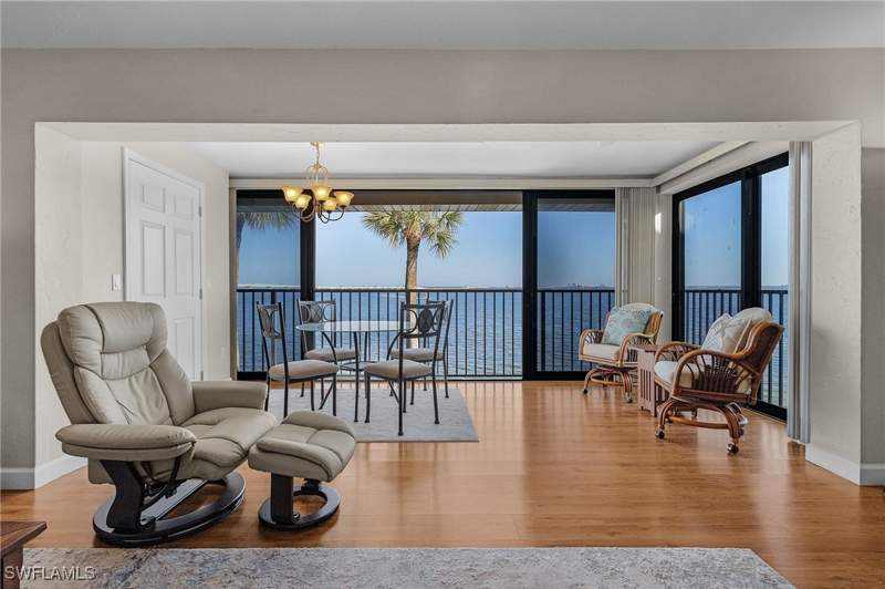 1 bedroom Condominium at 760 Sextant Dr 612, Mariner Pointe Condo, Sanibel — photo 3