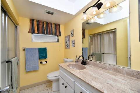 8 Park Lane Cir, Lehigh Acres FL - photo 18 of 47