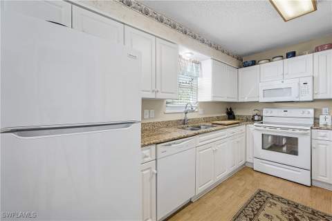 16210 Antigua Way, Bokeelia FL - photo 13 of 30