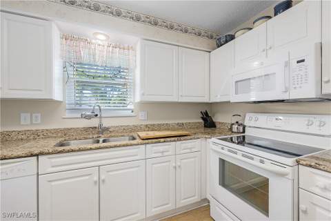 16210 Antigua Way, Bokeelia FL - photo 16 of 30