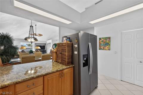 12130 Siesta Dr, Fort Myers Beach FL - photo 10 of 36