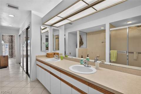 12130 Siesta Dr, Fort Myers Beach FL - photo 17 of 36
