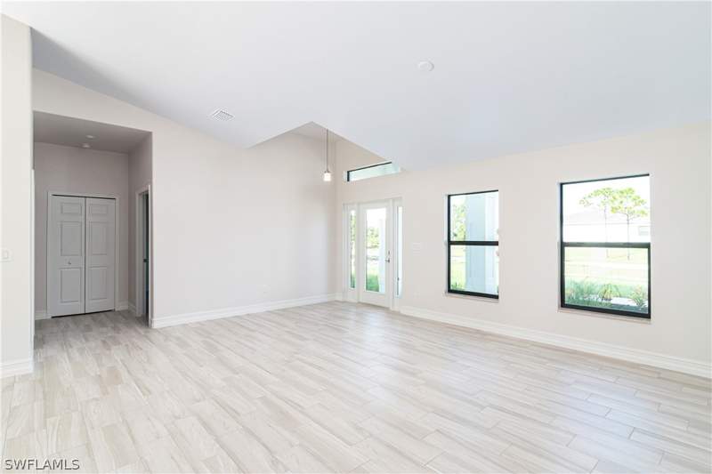 3 bedroom SingleFamilyResidence at 3319 20th St W, Lehigh Acres, Lehigh Acres — photo 3