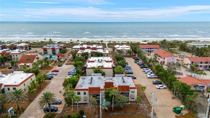 1 bedroom Condominium at 845 E Gulf Dr 212, Sanibel Moorings Condo, Sanibel — photo 3