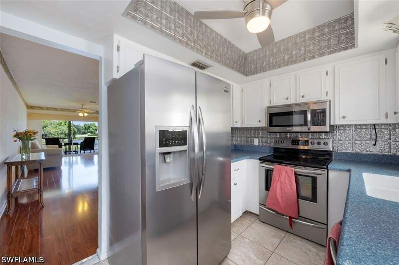 2 bedroom Condominium at 492 Bristle Cone Ln 47, Ironwood, Naples — photo 2