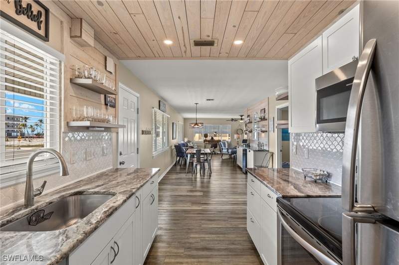 2 bedroom Condominium at 6151 Estero Blvd 1, Island Breeze, Fort Myers Beach — photo 3