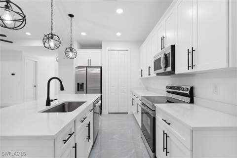 3318 9th St SW, Lehigh Acres FL - photo 14 of 40