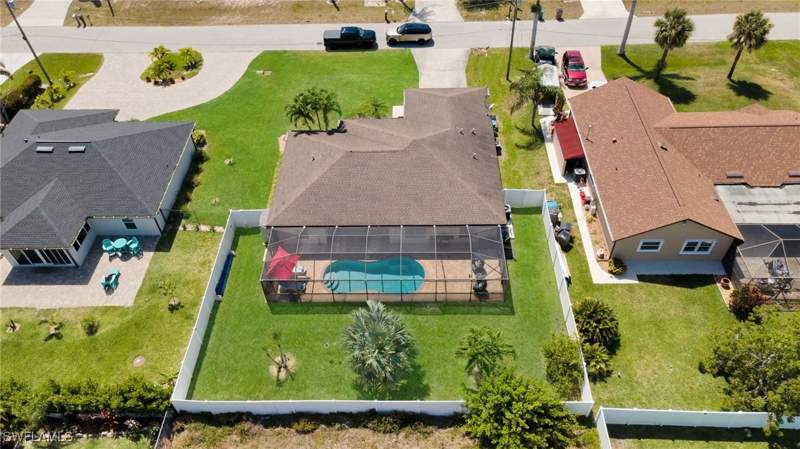 3 bedroom SingleFamilyResidence at 3721 SW 13th Ave, Cape Coral, Cape Coral — photo 3