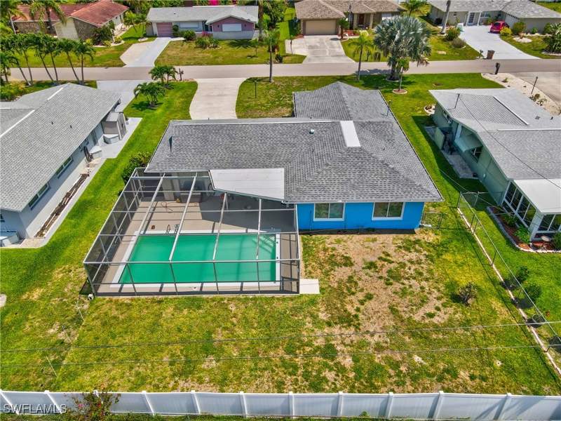 3 bedroom SingleFamilyResidence at 240 SE 46th Ter, Cape Coral, Cape Coral — photo 2