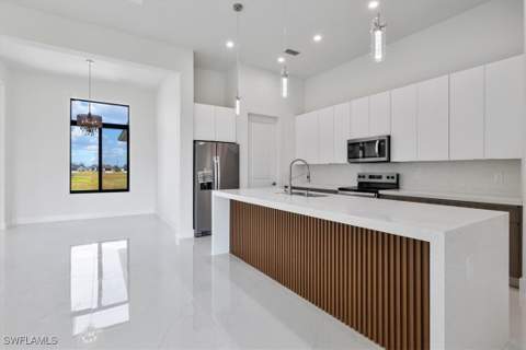 2500 NW 7th St, Cape Coral FL - photo 14 of 42
