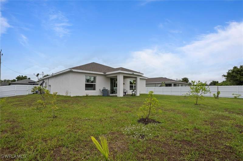 3 bedroom SingleFamilyResidence at 3021 June Cir, Port Labelle, Labelle — photo 4