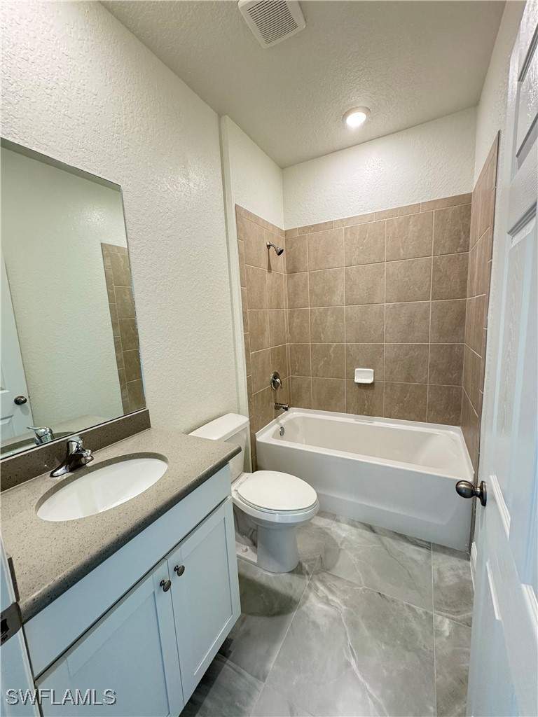 3 bedroom SingleFamilyResidence at 4305 NW 27th Ter, Cape Coral, Cape Coral — photo 5
