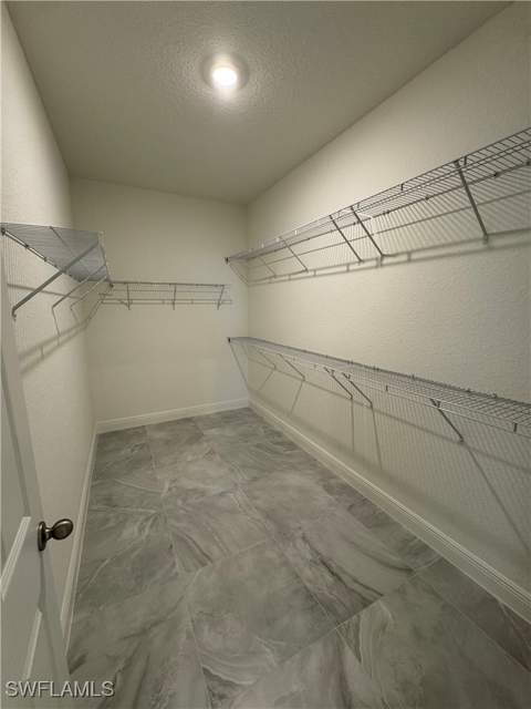4305 NW 27th Ter, Cape Coral FL - photo 8 of 12