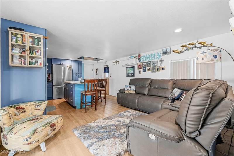 2 bedroom ManufacturedHome at 5012 Sandpiper Dr, Flamingo Bay, St James City — photo 5