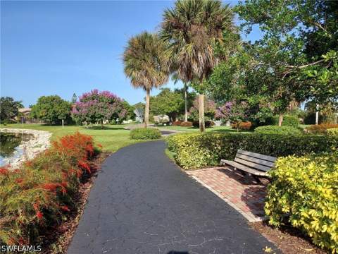 648 Mardel Ct 710, Naples FL - photo 20 of 22