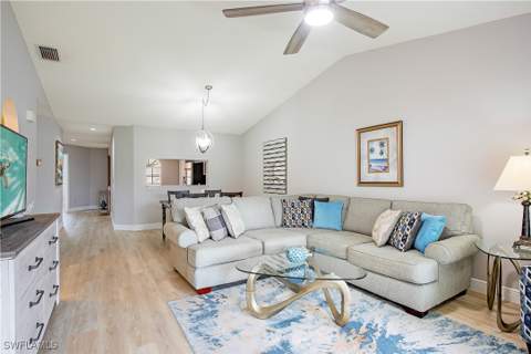 648 Mardel Ct 710, Naples FL - photo 9 of 22