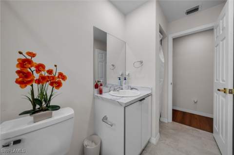 14260 McGregor Blvd, Fort Myers FL - photo 13 of 28