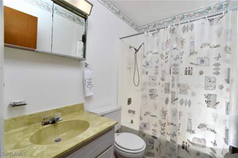 26 Pinewood Blvd, Lehigh Acres FL - photo 12 of 41