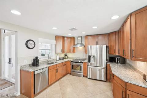 518 Cormorant Cv, Naples FL - photo 12 of 49