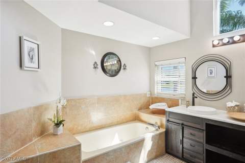 518 Cormorant Cv, Naples FL - photo 18 of 49