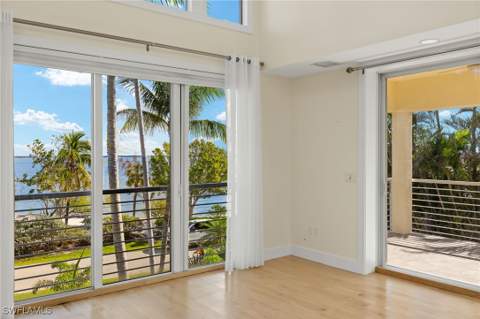 1581 San Carlos Bay Dr, Sanibel FL - photo 18 of 50