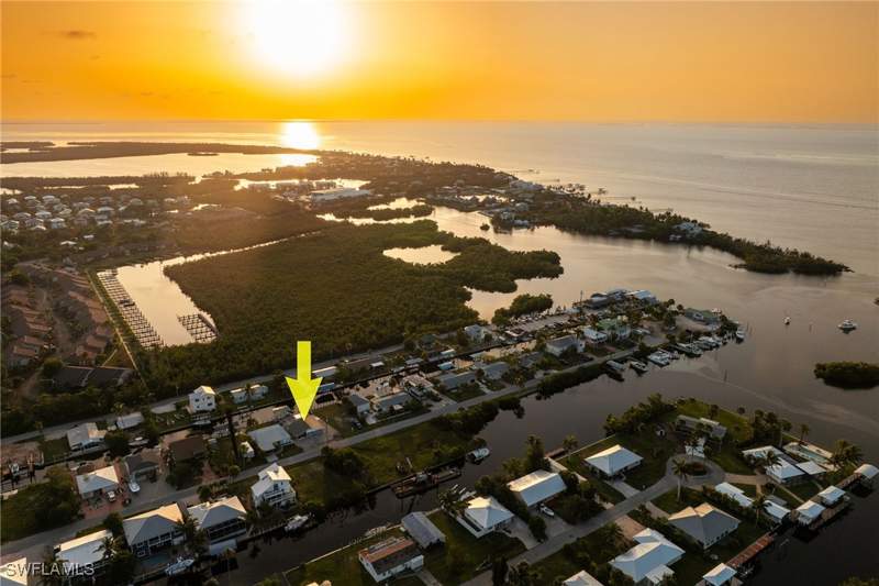 2 bedroom SingleFamilyResidence at 16341 Porto Bello St, Knights Bokeelia Isle, Bokeelia — photo 2