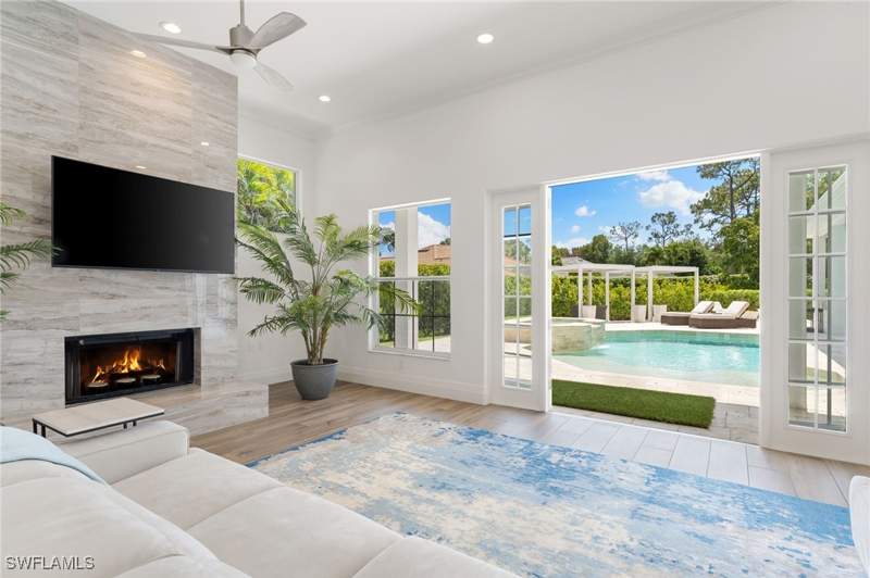 4 bedroom SingleFamilyResidence at 2274 Hawksridge Dr, Hawksridge, Naples — photo 3