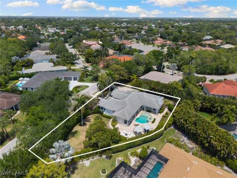 2274 Hawksridge Dr, Naples FL - photo 7 of 44
