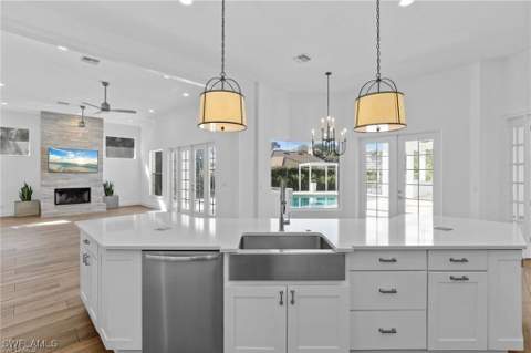 2274 Hawksridge Dr, Naples FL - photo 9 of 44