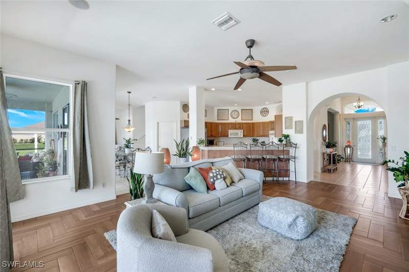 4 bedroom SingleFamilyResidence at 1206 NW 18th Ter, Cape Coral, Cape Coral — photo 4