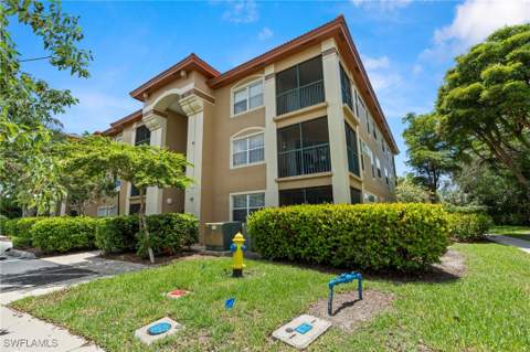 8851 Colonnades Ct W 128, Bonita Springs FL - photo 10 of 20