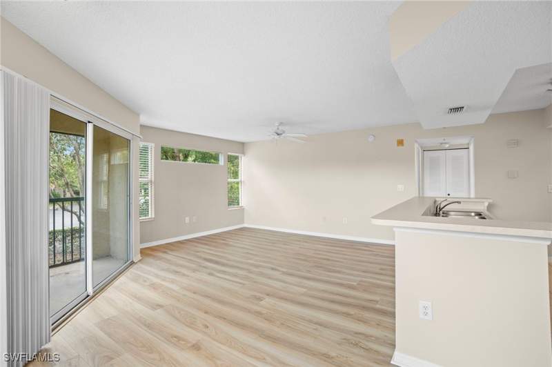 1 bedroom Condominium at 8851 Colonnades Ct W 128, San Mirage, Bonita Springs — photo 4