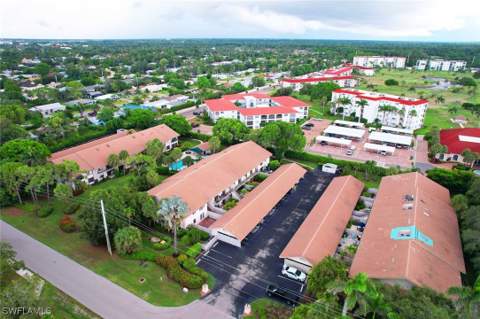 3360 10th St N 1210, Naples FL - photo 21 of 28