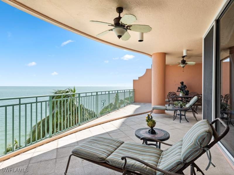 3 bedroom Condominium at 970 Cape Marco Dr 402, Belize, Marco Island — photo 3