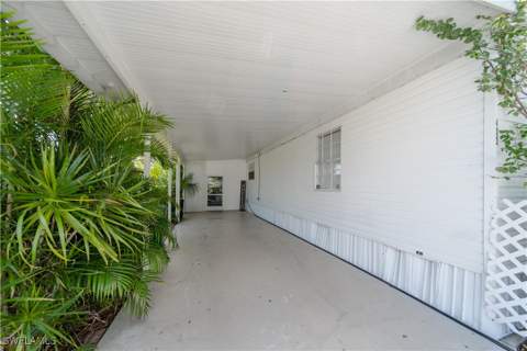 433 Riviera Blvd W, Naples FL - photo 24 of 31