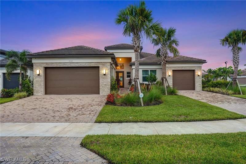 4 bedroom SingleFamilyResidence at 12068 Azalea Way, Valencia Trails, Naples — photo 2