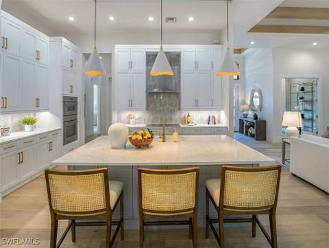 2950 Coco Lakes Way, Naples FL - photo 9 of 31