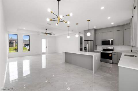 2507 NW Embers Ter, Cape Coral FL - photo 10 of 40
