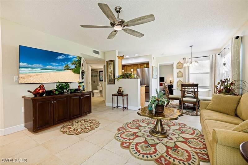 2 bedroom Condominium at 12740 Equestrian Cir 2901, Venetian Palms, Fort Myers — photo 5