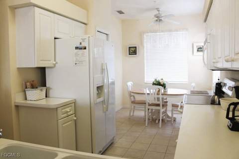16575 Lake Circle Dr 1141, Fort Myers FL - photo 12 of 40